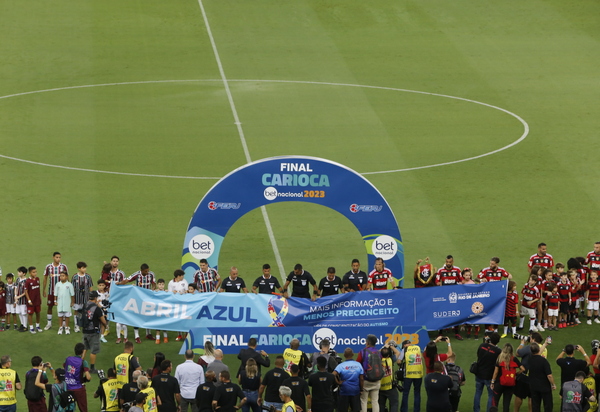 Autismo: inclusão ganha a cena na decisão do Campeonato Carioca no Maracanã