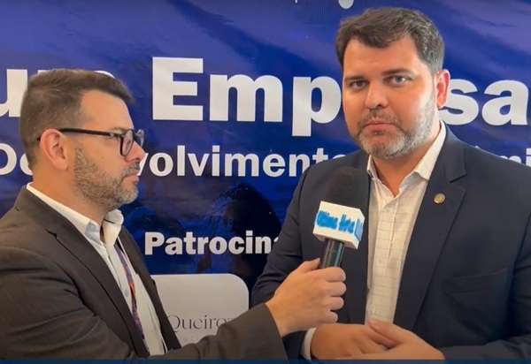 Deputado Estadual Luiz Cláudio destaca a importância do Fórum Empresarial para fomentar ideias e apoiar o desenvolvimento econômico do Rio de Janeiro