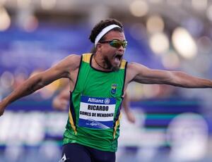 Brasil conquista primeiro ouro no Mundial de atletismo paralímpico