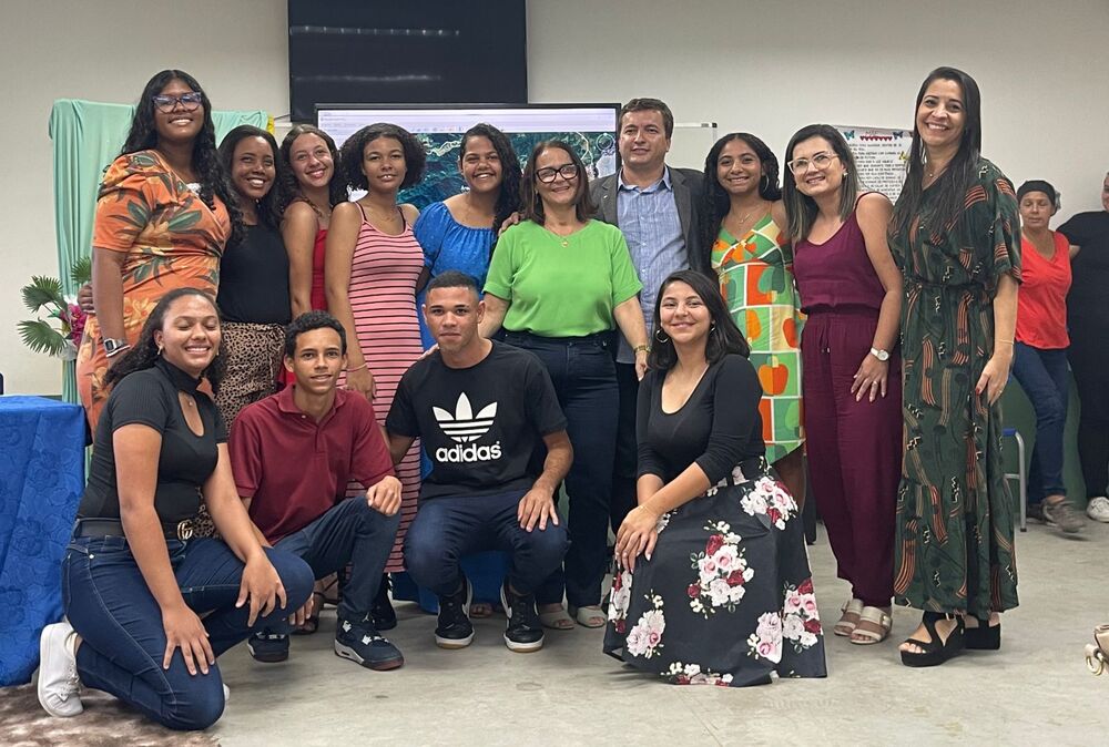 Alunos de Saquarema concluem curso sobre Cartografia Digital, projeto pioneiro, e contam com a participação da secretária da Educação, Lucimar Pereira