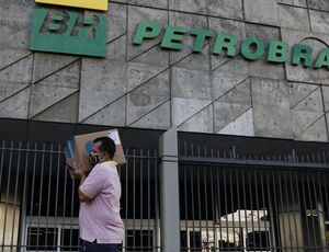 Petrobras reajusta preços da gasolina e do diesel para distribuidoras