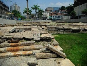 Arqueóloga carioca é premiada por descoberta do Cais do Valongo