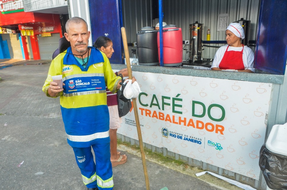 'Café do Trabalhador' do Governo do Estado, tem cardápio especial no Dia do Pão