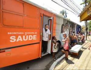 Projeto de Ônibus Itinerante: Um Passo Importante, mas é Necessário Compromisso a Longo Prazo em Nova Iguaçu