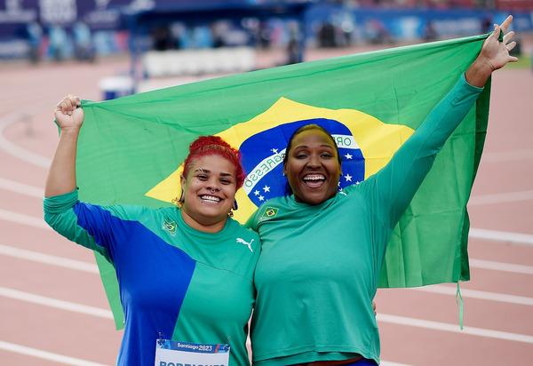 Pan de Santiago: Brasil é ouro e prata no lançamento de disco feminino