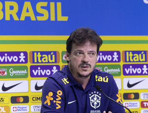 Fernando Diniz convoca seleção para jogos das Eliminatórias