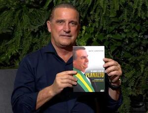 Onyx Lorenzoni lança livro sobre trajetória política de Jair Bolsonaro