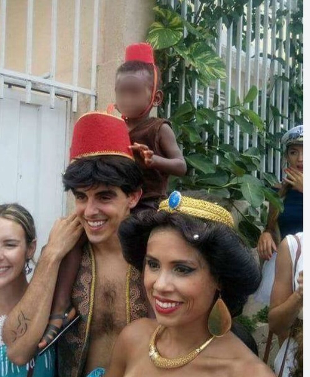  Foto de uma família em um bloco há 8 anos atrás, viralizou e provoca novo intenso debate sobre racismo nas redes sociais