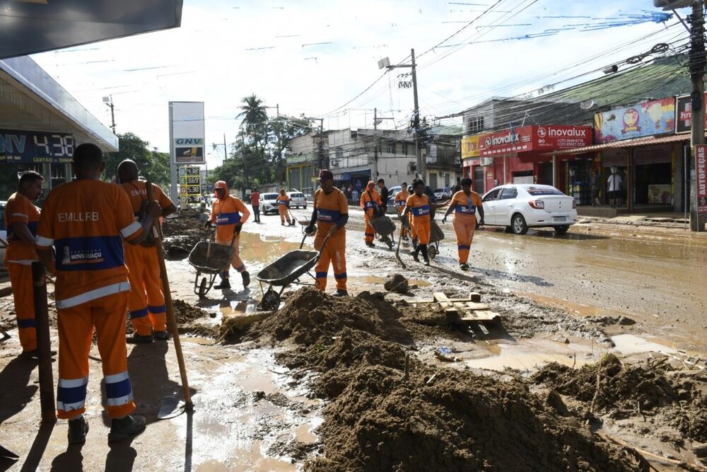 Prefeito de Nova Iguaçu, Rogério Lisboa, coordena esforços emergenciais em Brasília diante das chuvas devastadoras