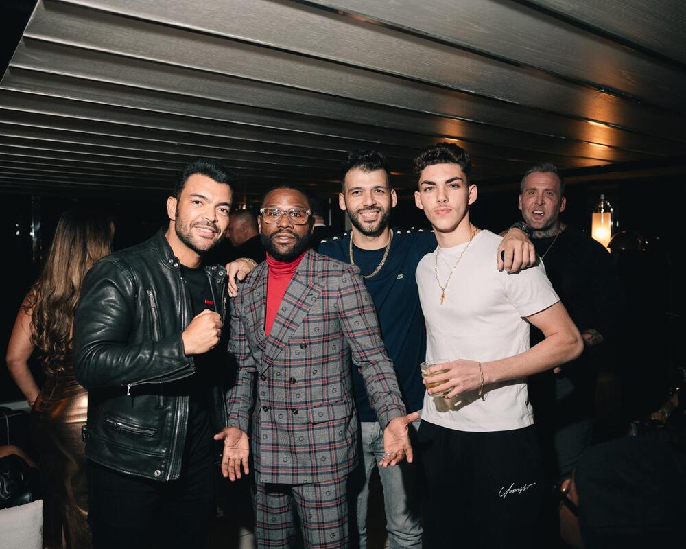 Encontro de bilhões: cantor Thiago Brava desafia Floyd Mayweather Jr para uma luta em Las Vegas