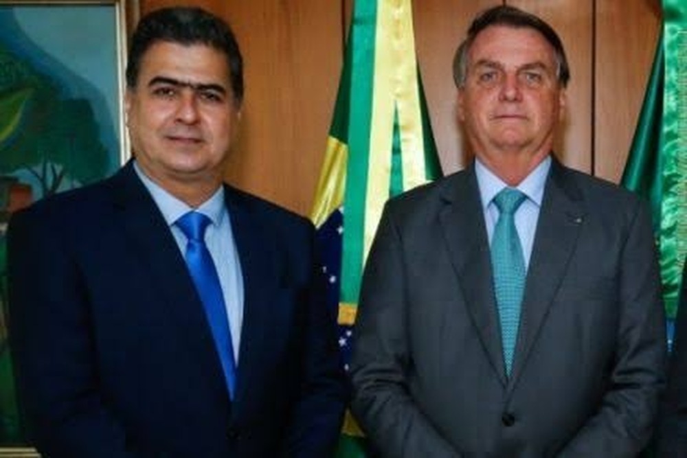 Prefeito bolsonarista de Cuiabá é afastado do cargo pela Justiça