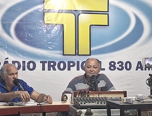 Tropical em Ação: Sua fonte de informação e entretenimento na AM 830!