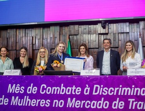 Sessão na Alerj homenageia mulheres de destaque no RJ