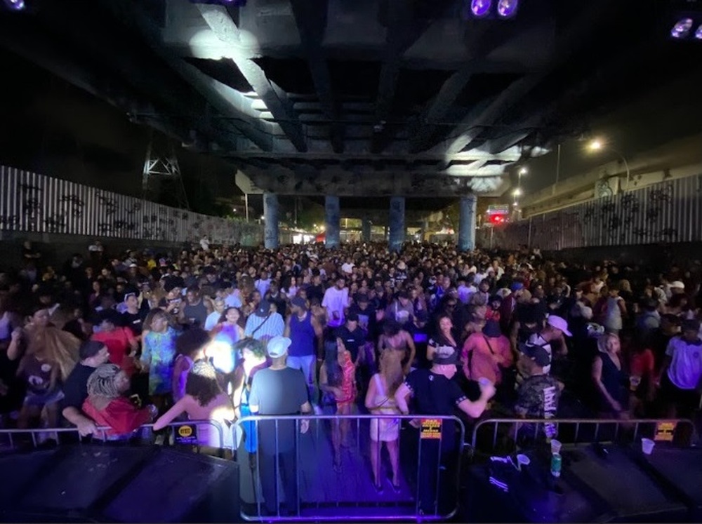 Baile de Charme do Viaduto de Madureira comemora aniversário de 34 anos no próximo sábado (11). 