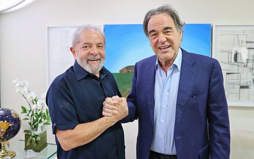 'Lula é líder único', diz Oliver Stone sobre estreia do filme sobre Lula no festival de Cannes