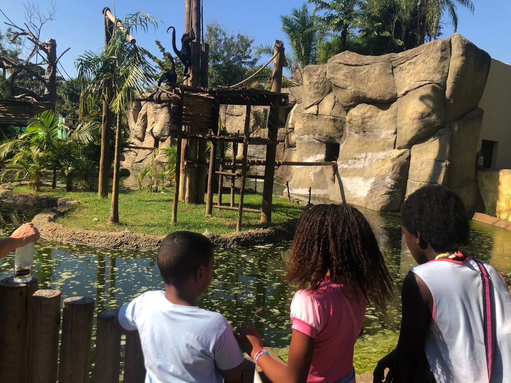 Visita ao BioParque marca encerramento da Semana Nacional do Migrante e do Refugiado