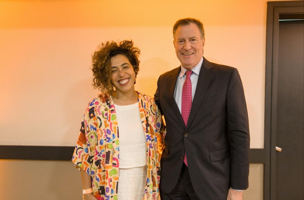 Talíria Petrone recebe apoio de Bill de Blasio, ex-prefeito de Nova York