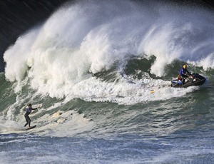 Itacoatiara Big Wave 2024: janela para surfistas é aberta nesta quarta (31)