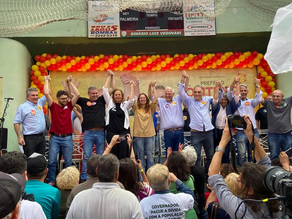 Convenção de Rubens Bomtempo em Petrópolis é marcada por apoio do Governo Federal e críticas a Cláudio Castro