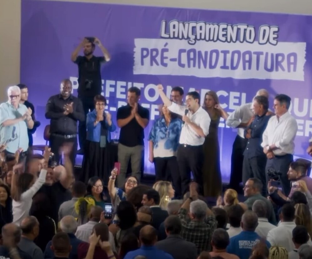 PP lança Marcelo Queiroz com pompa e circunstância: Candidato à Prefeitura do Rio apresenta plano de governo para 4000 pessoas e corre para debate no Band