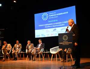 Prefeitura de Niterói participa de seminário sobre fundos soberanos no Rio