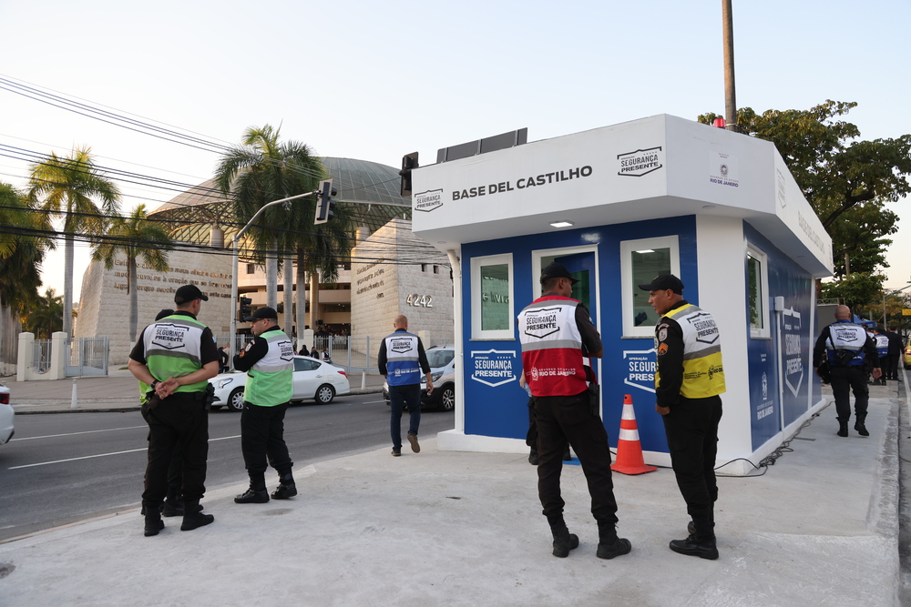 Cláudio Castro inaugura base do Segurança Presente em Del Castilho