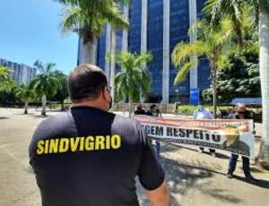 Sindicato dos Vigilantes do município do Rio orienta os vigilantes que não entrem em conflito com os estudantes