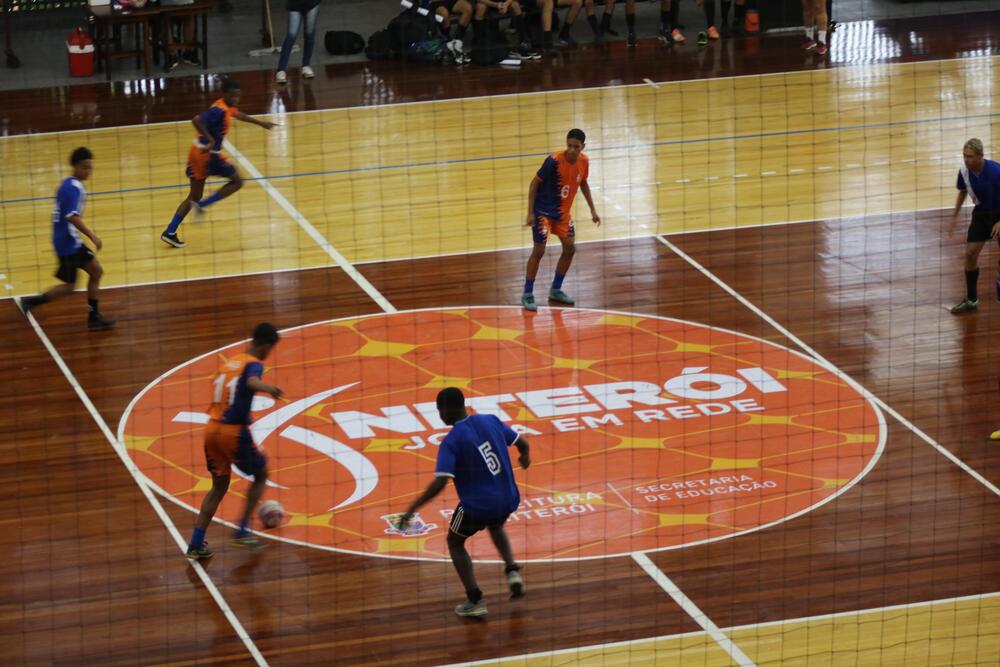 Centro de Treinamento Niterói Joga em Rede estreia com jogos do JEN