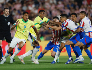 Brasil perde de 1 x 0 para o Paraguai e se complica nas Eliminatórias da Copa de 2026