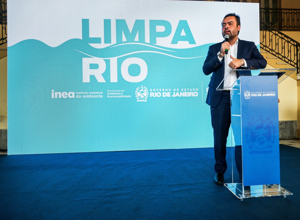 Governador Cláudio Castro lança o programa Limpa Rio Margens