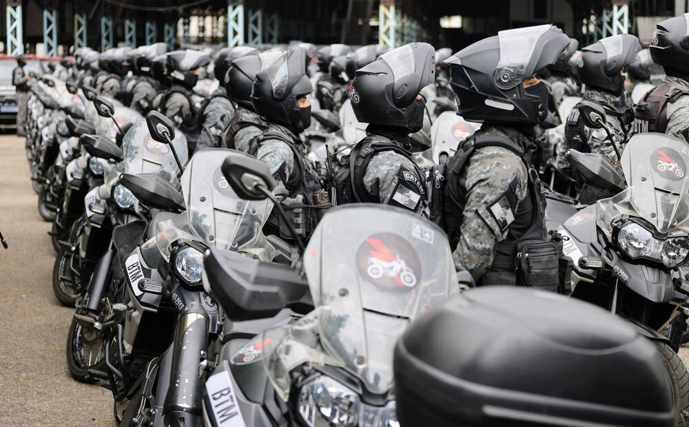 Castro entrega Batalhão Tático de Motociclistas da Polícia Militar