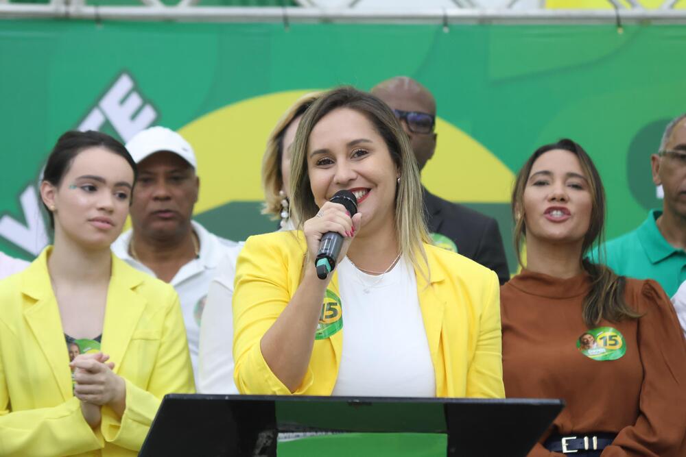 Daniela de Livia é eleita em Araruama com 54,44% dos votos