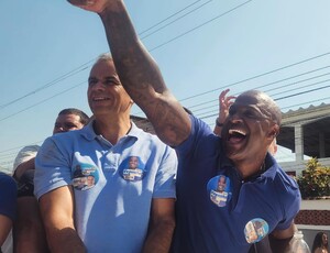 Vaguinho Neguinho coloca no bolso medalhões da política Iguaçuana 