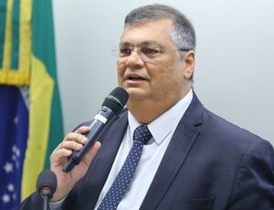 Congresso deve focar na transparência das Emendas Pix ao invés de Medidas Estapafúrdias Como o Pacote Anti-STF, afirma jornal em apoio a Dino