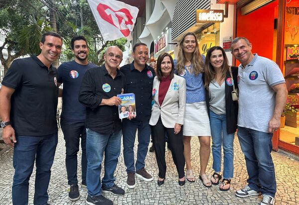 Rodrigo Neves reúne apoiadores em Icaraí