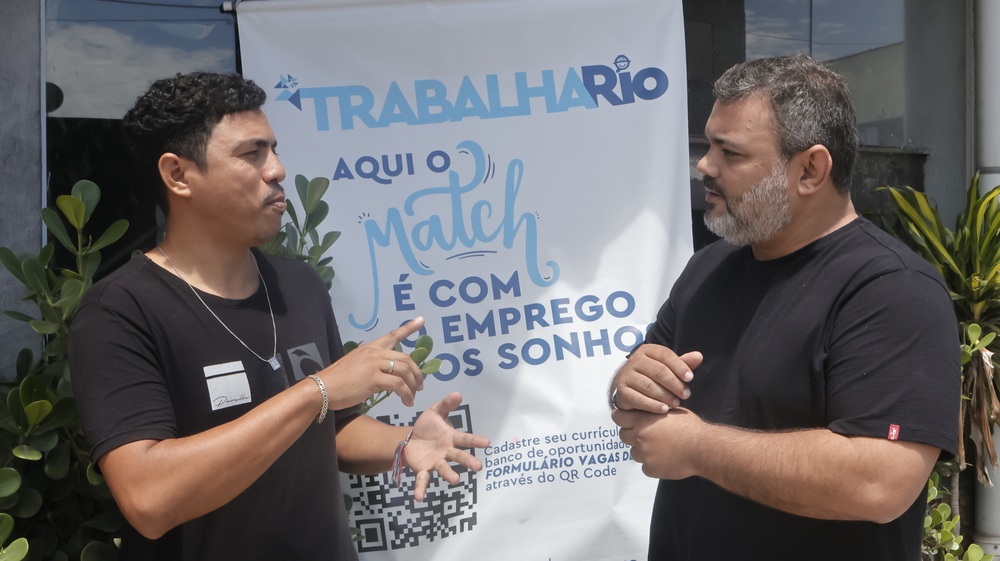 Beneficiários de cozinhas comunitárias na Vila Kennedy e na Maré receberão a visita do Trabalha Rio 