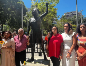 Protesto por justiça marca julgamento dos acusados pelo assassinato de Marielle Franco e Anderson Gomes