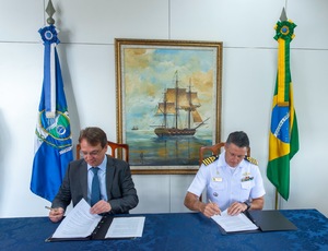 Agetransp celebra acordo de cooperação com a Capitania dos Portos para intensificar a fiscalização das barcas  