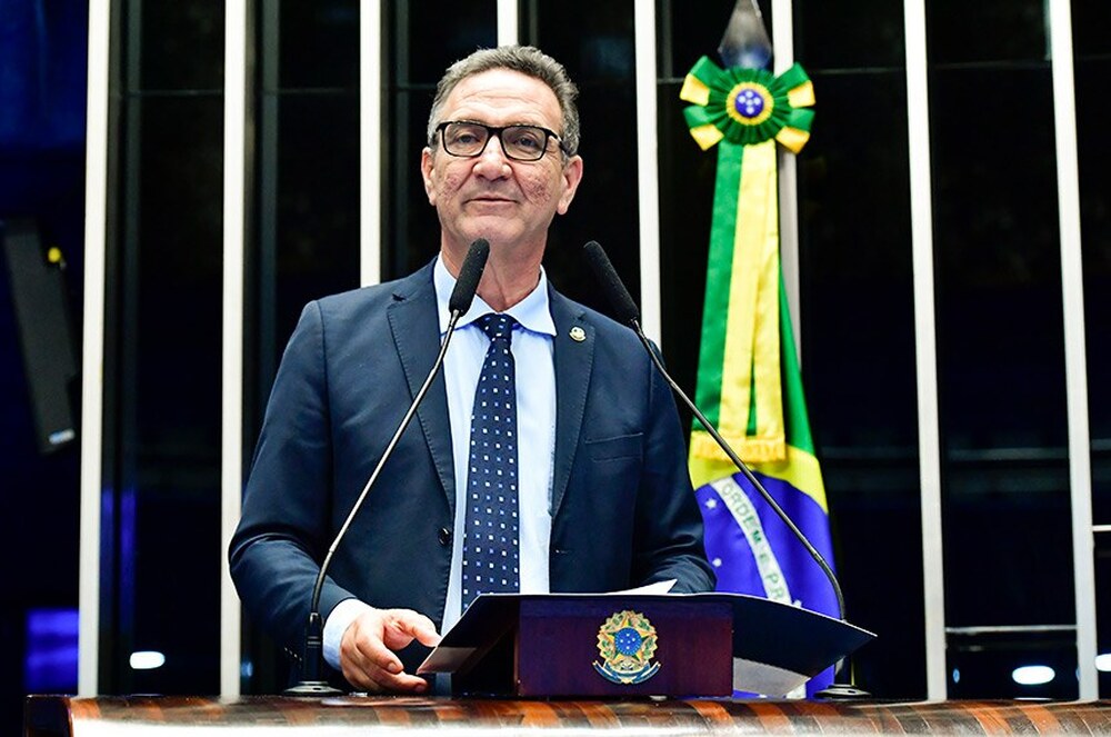 Senador Lucas Barreto, critica decisão do Ibama de arquivar prospecção de Petróleo no Amapá: 'atentado contra o desenvolvimento regional'