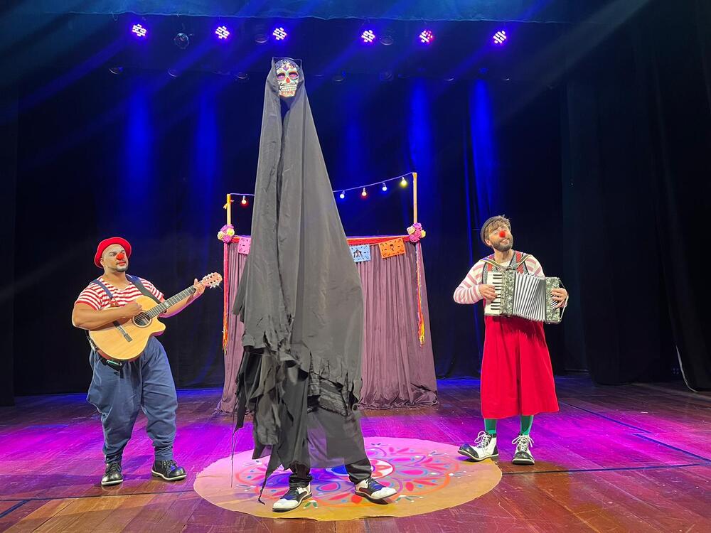 Gargalhadas e cores do circo vão transformar o Shopping Vilarejo em um picadeiro neste sábado