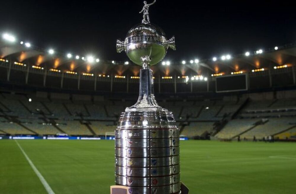 Botafogo de olho! Conmebol define mando de campo e uniformes da final da Libertadores