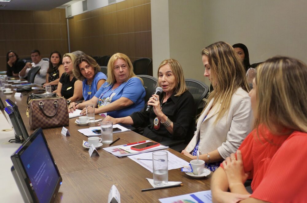 Flamengo, Vasco, Botafogo e Fluminense se reúnem para prevenir a violência contra mulheres nos estádios no Rio