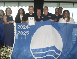 Niterói é Tetra: Praia do Sossego celebra a quarta conquista da Bandeira Azul