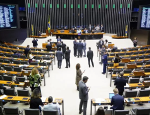 Câmara do Deputados aprova novas regras para uso de emendas parlamentares e texto agora segue para o Senado