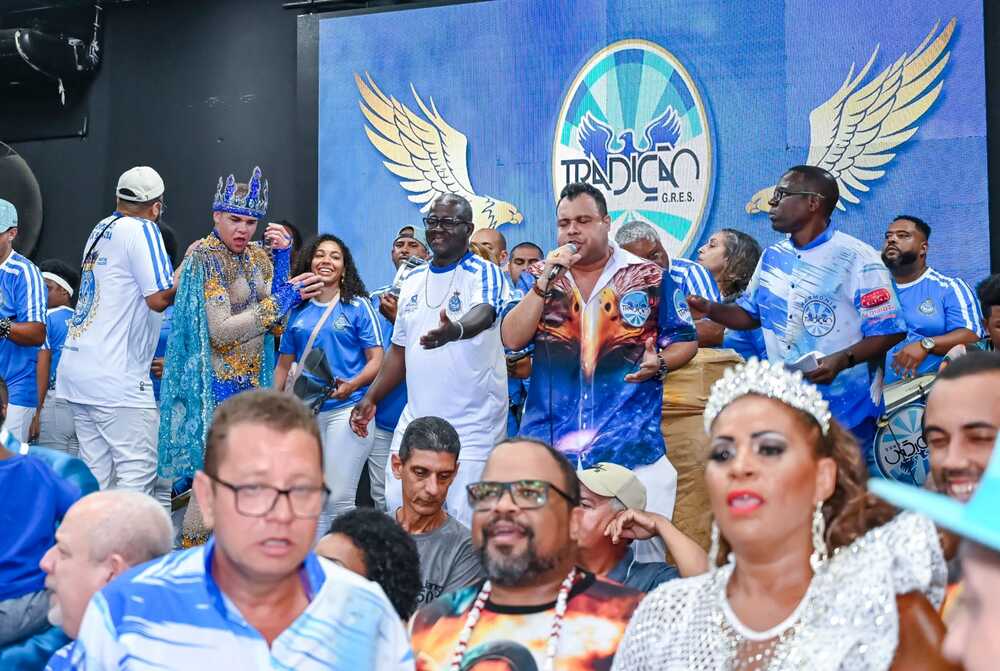 Tradição Lança Samba-Enredo e Celebra Retorno do Condor do Campinho à Sapucaí em Noite de Festa