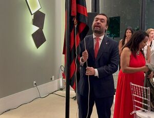 Flamengo celebra noite de honrarias no salão nobre com personalidades de destaque