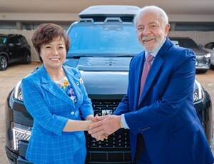 Presidente Lula recebe CEO da BYD nas Américas, Stella Li