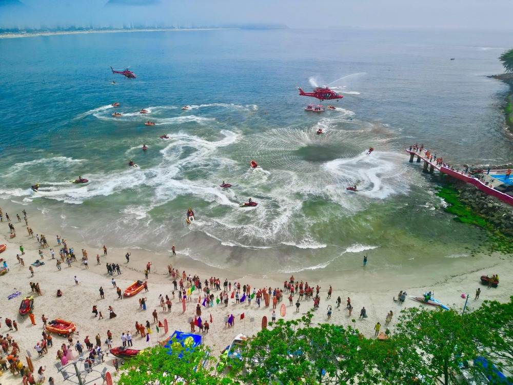 Barcos, drones e médicos em moto-aquáticas: saiba tudo sobre a Operação Verão