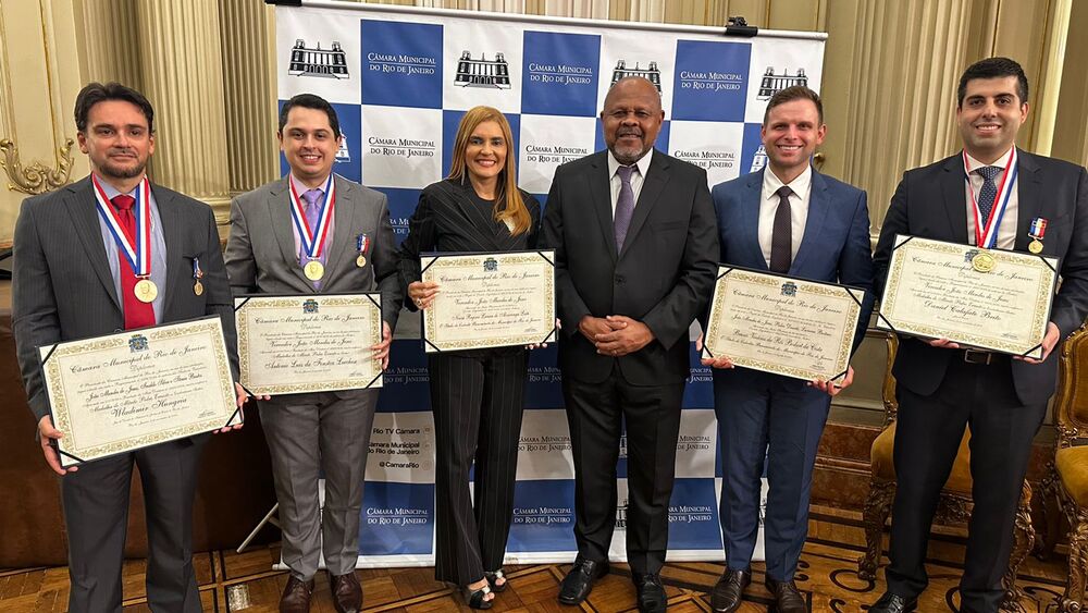 Câmara do Rio homenageia magistrados do TJ-RJ com Medalhas Pedro Ernesto e títulos de cidadãos beneméritos