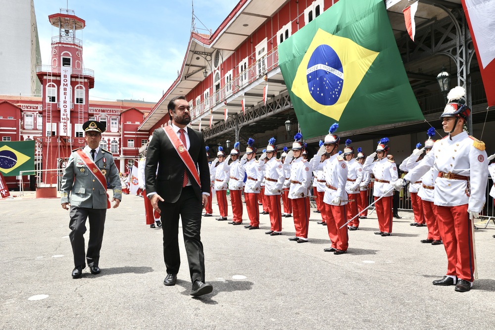 Castro amplia efetivo do Corpo de Bombeiros